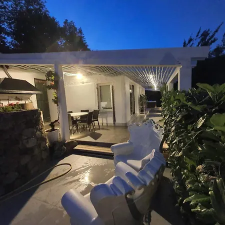 Orchidea Holiday home *